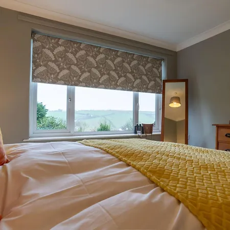 Valley View By Interhome
